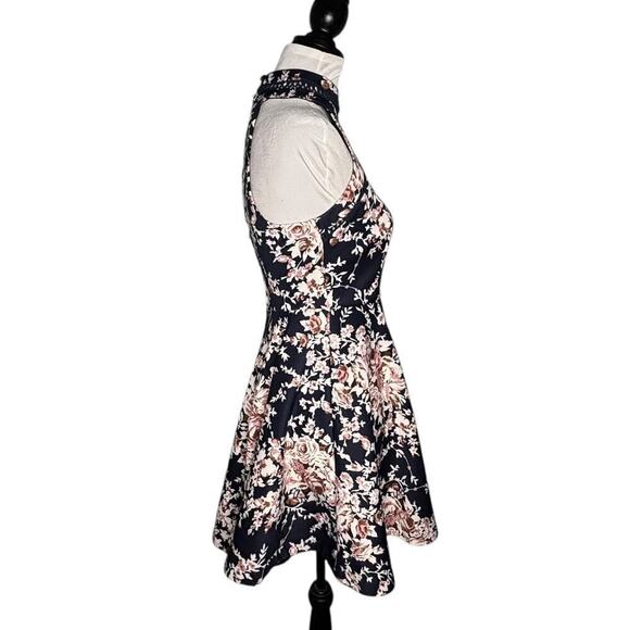 B Darlin Floral Halter Fit and Flare Dress Navy Pink Floral Size 9/10 - Picture 8 of 12